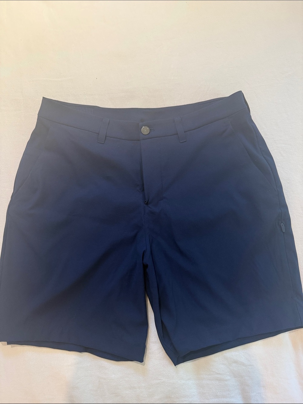 Holderness & Bourne The Harwood Short: Navy size 34